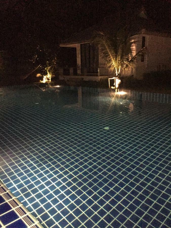 Bulan Villa Rayong Buitenkant foto