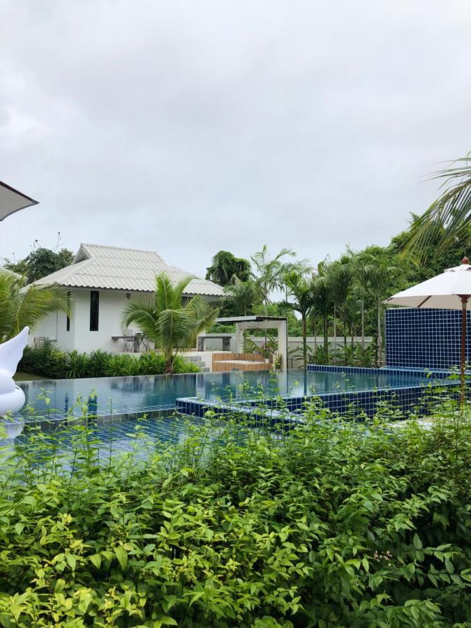 Bulan Villa Rayong Buitenkant foto